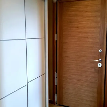 Stefy Apartment *